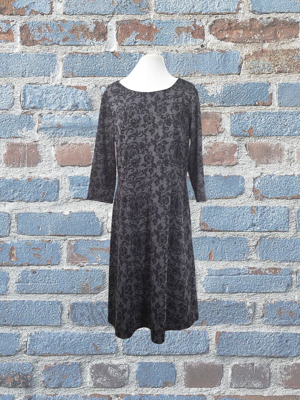 Croft & Barrow Stretch Size Large Business Career Dress Black and Gray